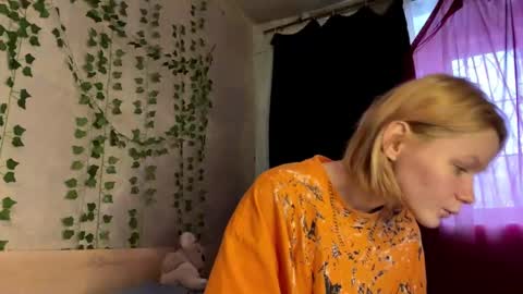 kate_mikki online show from 12.18.25