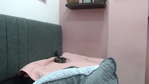 Kari online show from 10.17.25