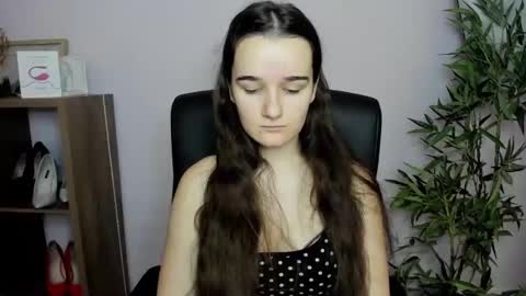 Kate  online show from 12.08.24