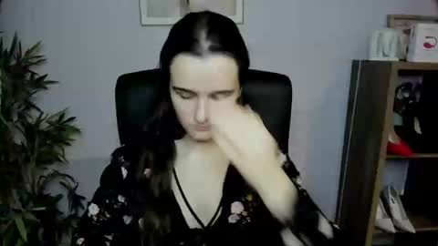 Kate  online show from 01.26.25