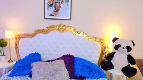 katee Martinez online show from 01.17.26