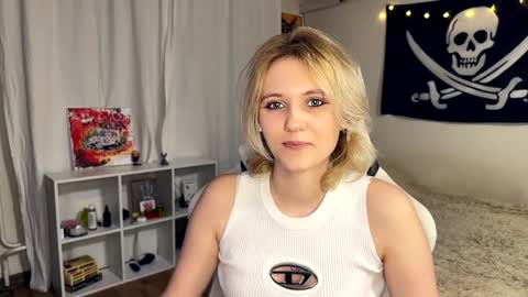 Elwyna online show from 03.30.26