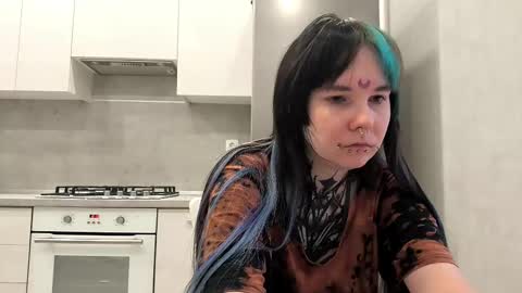 Snapshot of katelynnjenness chatting on 01.11.26 Milana online show from 01.11.26