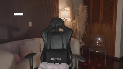 Snapshot of kateowens chatting on 04.06.26 Kate Owens online show from 04.06.26