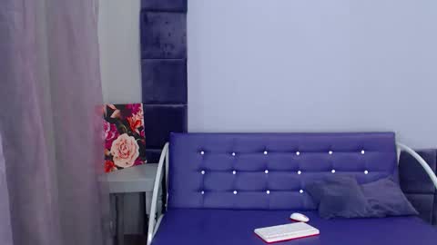 Snapshot of katerinarx chatting on 12.18.25 KaterinaRX online show from 12.18.25