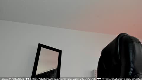 love meeee online show from 01.24.25