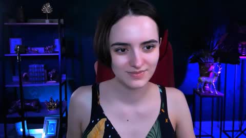 katewillows online show from 01.06.26