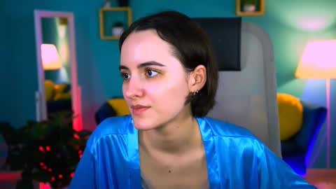 katewillows online show from 02.15.26