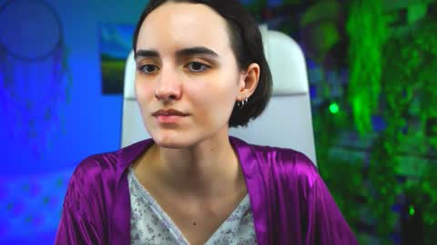 katewillows online show from 03.17.26