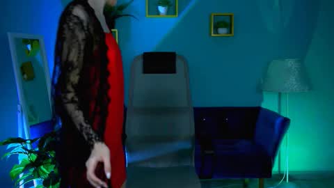 katewillows online show from 03.21.26