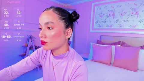 Snapshot of kath_evanss chatting on 12.06.24 Kaath online show from 12.06.24