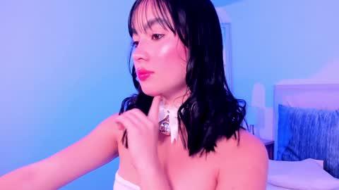 Snapshot of kath_evanss chatting on 01.19.25 Kaath online show from 01.19.25