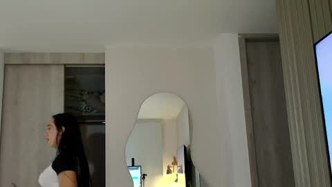 Snapshot of kathalove_1 chatting on 06.04.26 Klove online show from 06.04.26