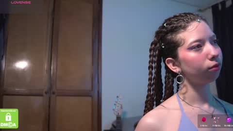 Katerine online show from 10.14.25