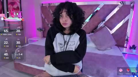 Snapshot of kathegomez_ chatting on 11.15.25 KatheGomez online show from 11.15.25