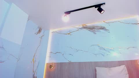 kathia dumons online show from 11.08.25