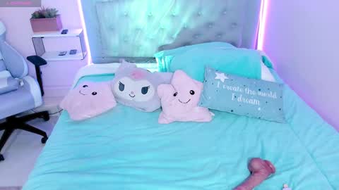 Kathia  online show from 12.19.24