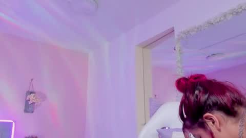 Kathia  online show from 02.18.25