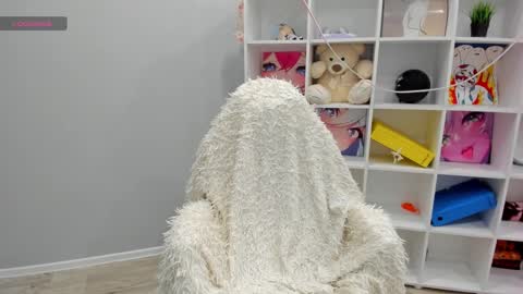 Snapshot of kathleendean chatting on 01.05.25 Kathleen GTM 3 400-1000 Mon Wed Wed Sat Sun online show from 01.05.25