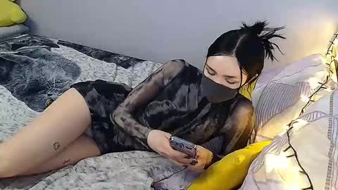 KathrineBerry online show from 02.14.25