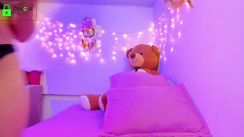 Kay online show from 12.23.24