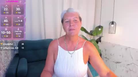 Snapshot of kathy_sunn chatting on 07.17.26 Kathy online show from 07.17.26