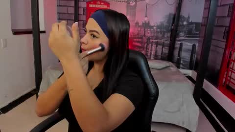 Katia online show from 10.31.25