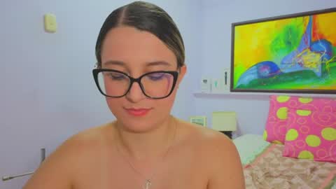 Snapshot of katia_foxx chatting on 07.15.26 Khaterine online show from 07.15.26