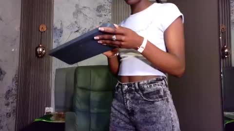 Katia online show from 11.30.25