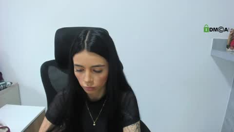 Snapshot of katia_sex25 chatting on 04.30.26 Katia online show from 04.30.26