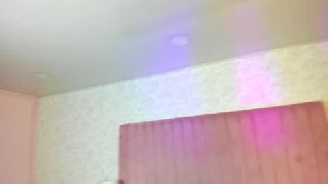 katiawilson  online show from 02.12.26