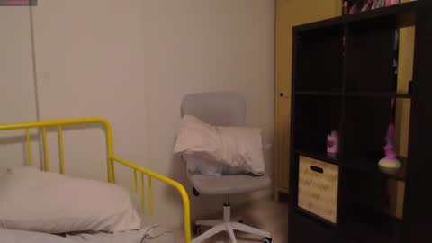 Katie Deville online show from 12.02.24