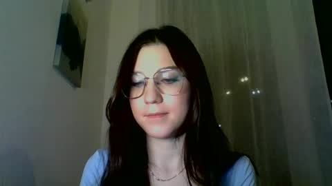 katie_foxi online show from 02.21.25