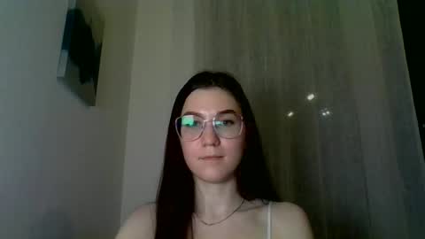 katie_foxi online show from 03.05.25
