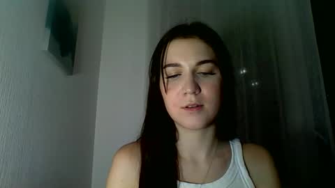 katie_foxi online show from 10.10.25