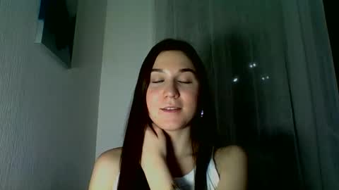 katie_foxi online show from 11.20.25