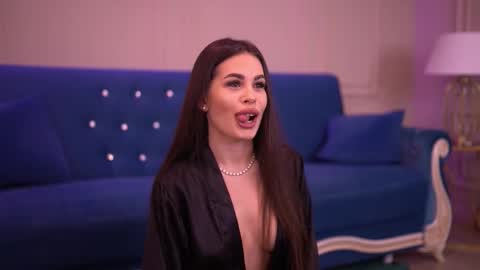 Snapshot of katie_hayes chatting on 02.01.26 Katie online show from 02.01.26