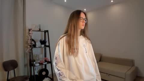 Scarlett online show from 10.14.25