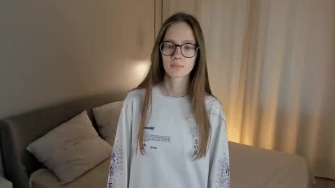 Scarlett online show from 10.15.25