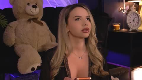 Snapshot of katjolie chatting on 02.21.26 KatJolie online show from 02.21.26