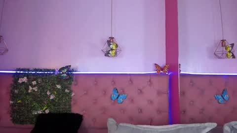 .... Katniss .... online show from 01.21.25