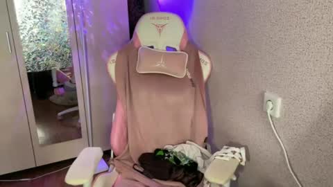   naked in pvt show 100 tk online show from 04.21.26