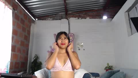 Snapshot of katrushca24 chatting on 02.21.26 kat online show from 02.21.26