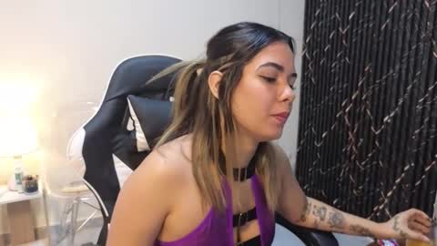 Snapshot of katt_bdsm chatting on 03.04.26 Katt online show from 03.04.26