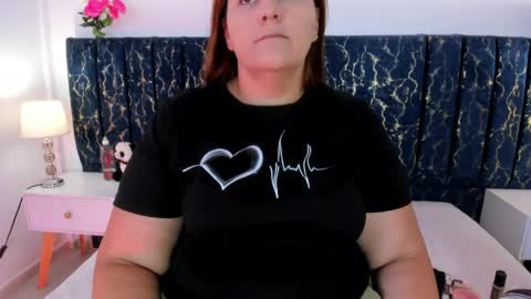 Snapshot of katte_landerr chatting on 05.16.26 Katte online show from 05.16.26