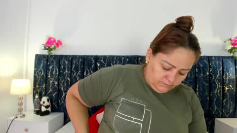 Snapshot of katte_landerr chatting on 05.26.26 Katte online show from 05.26.26