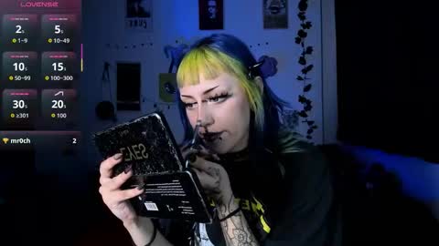 Snapshot of kattx_ chatting on 02.01.26 kattx independent model online show from 02.01.26