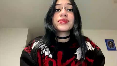 Snapshot of kattze chatting on 01.26.25 online show from 01.26.25