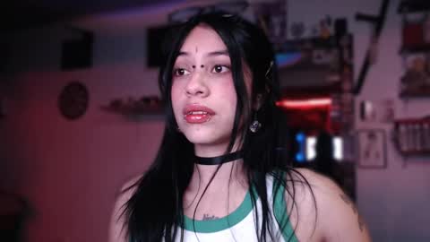 Snapshot of kattze chatting on 01.27.25 online show from 01.27.25