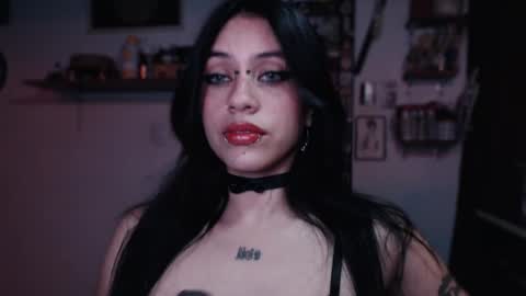 Snapshot of kattze chatting on 01.29.25 online show from 01.29.25